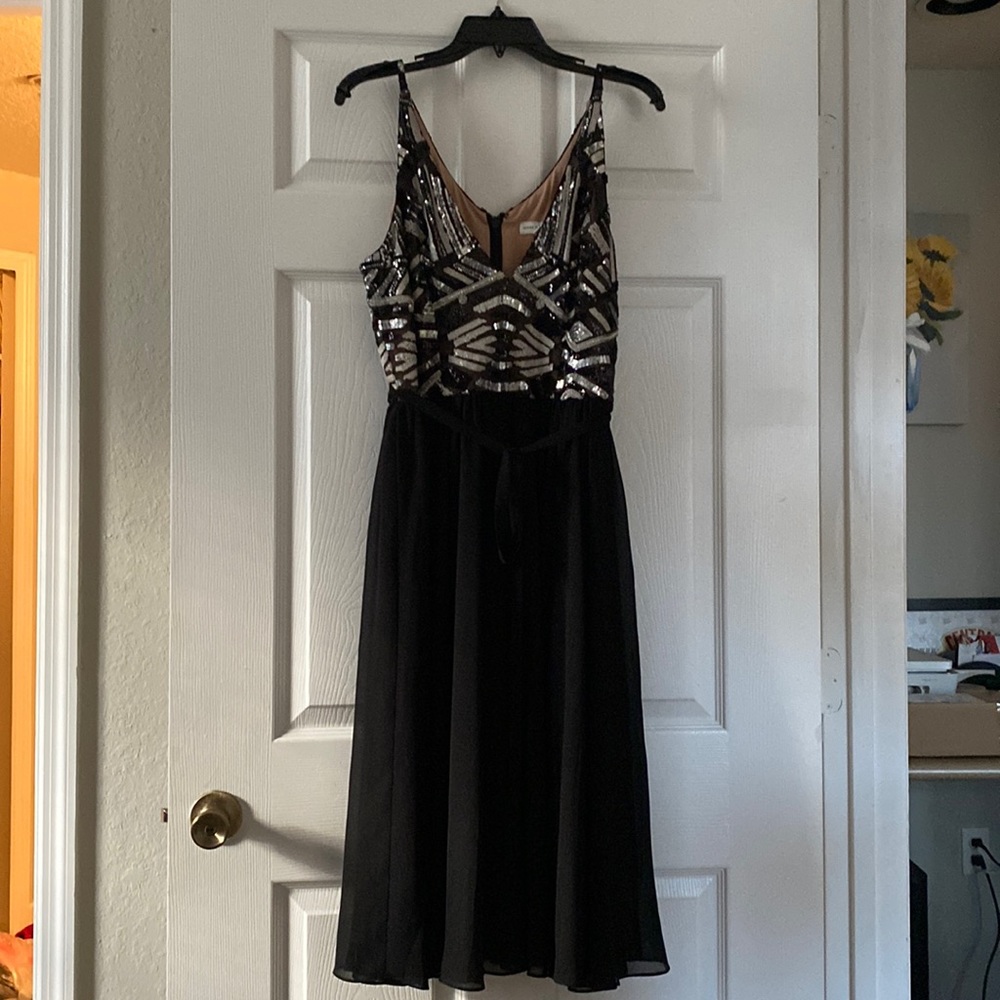 DRESS THE POPULATION Alicia Mixed Media Cocktail Dress Black & White XL Like New